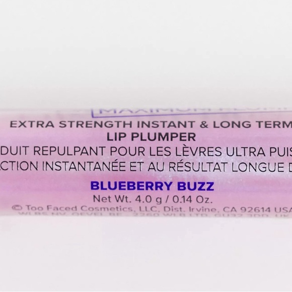 Too Faced Lip Injection Maximum Plump - Blueberry Buzz - Picture 8 of 10